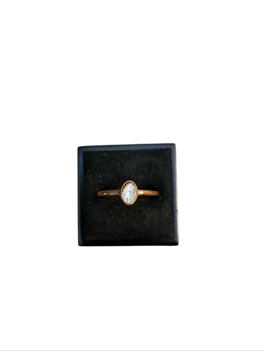 Size 8 Gold Toned Oval Cut Crystal Ring - Elegant Women’s Jewelry